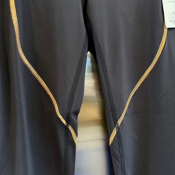 NWT Lululemon Power Thru Legging x Barry’s Tights in Black Orange colour seam​ - Picture 4 of 16